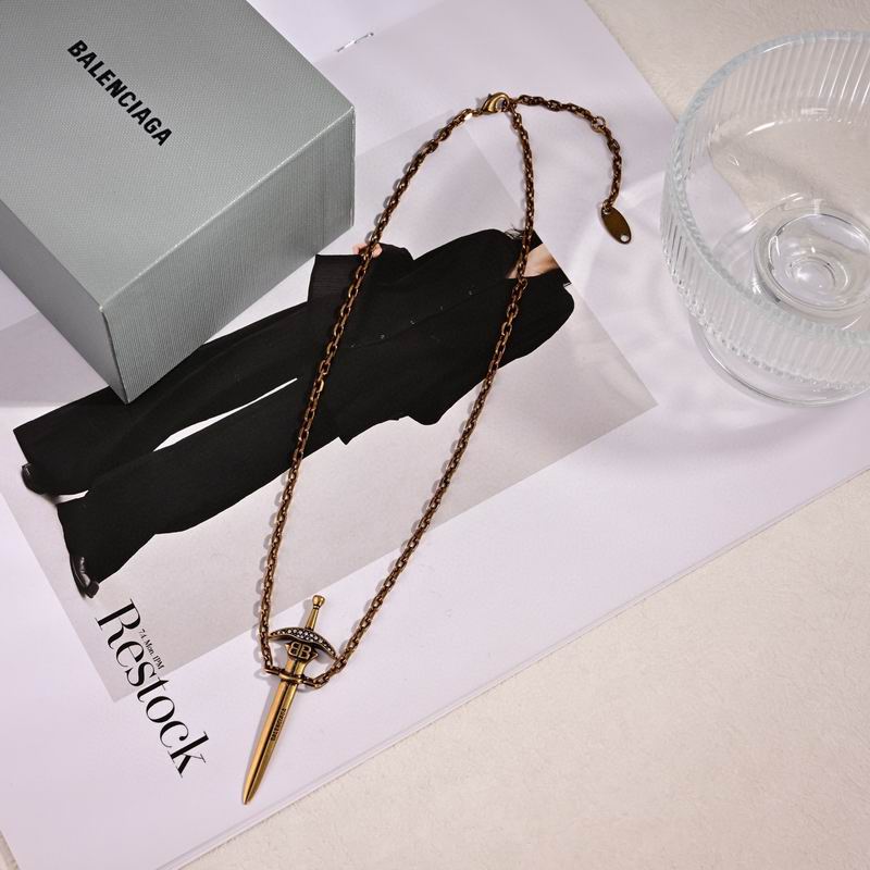 Balenciaga Suits 06yxs01